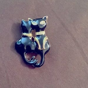 Vintage cat pin black enamel